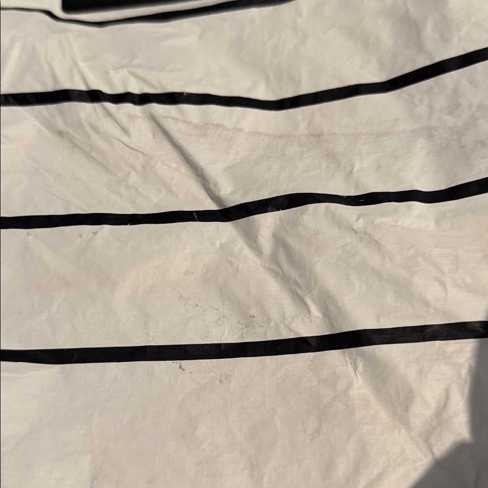 Day Tripper Black and White Tote Bag - Picture 5 of 6